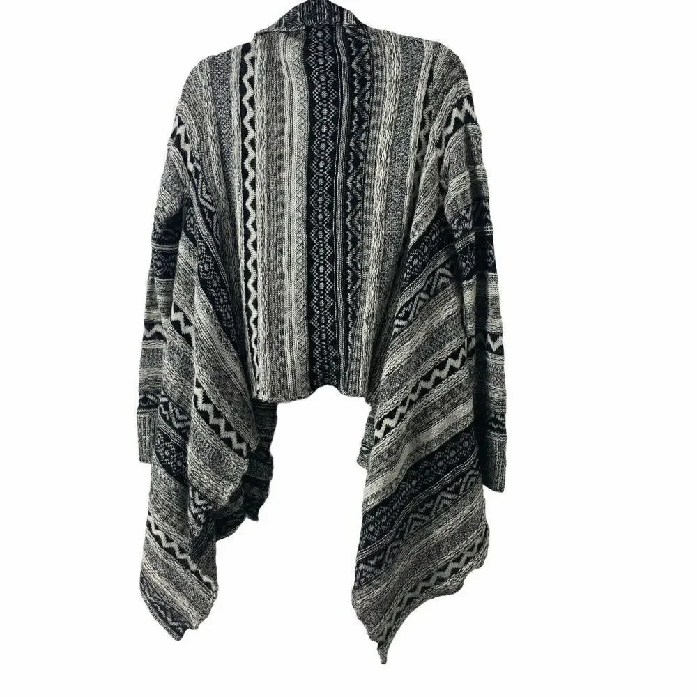 Forever 21 gray southwestern
